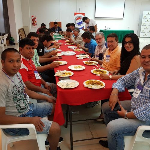 Almoço com cronistas paraguaios do Congresso