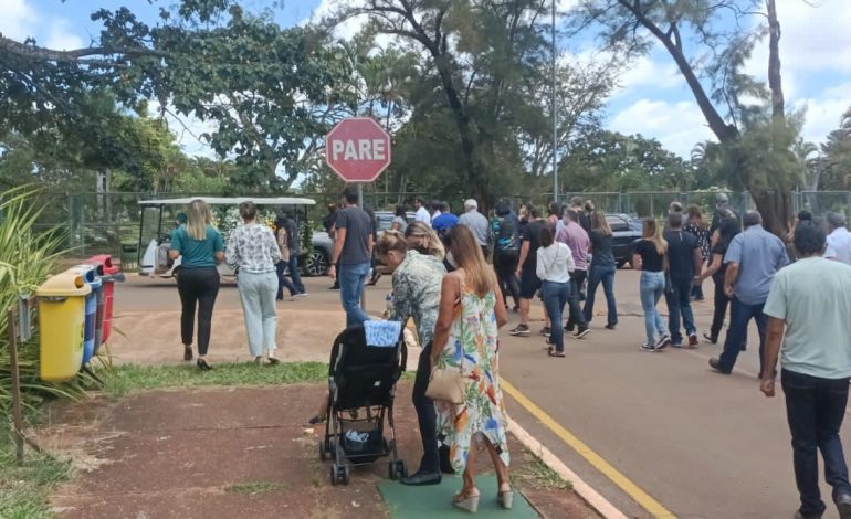 ABRACE PRESTA ÚLTIMA HOMENAGEM A KLEIBER BELTRÃO