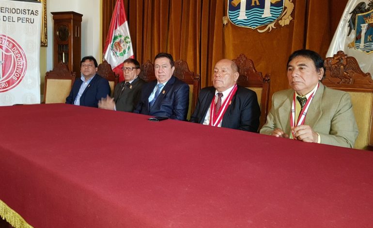 Entrevista do presidente Kleiber Beltrão a cronistas do Peru